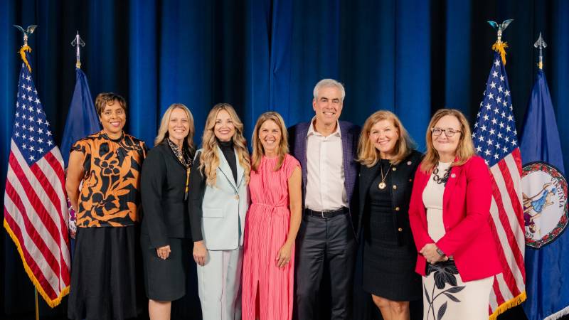 Image 3 - First Lady and Jonathan Haidt Commonwealth - Cropped